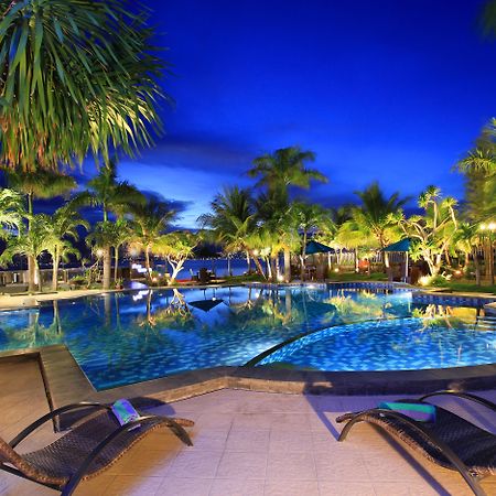 Swiss-Belhotel Silae Palu Exterior photo